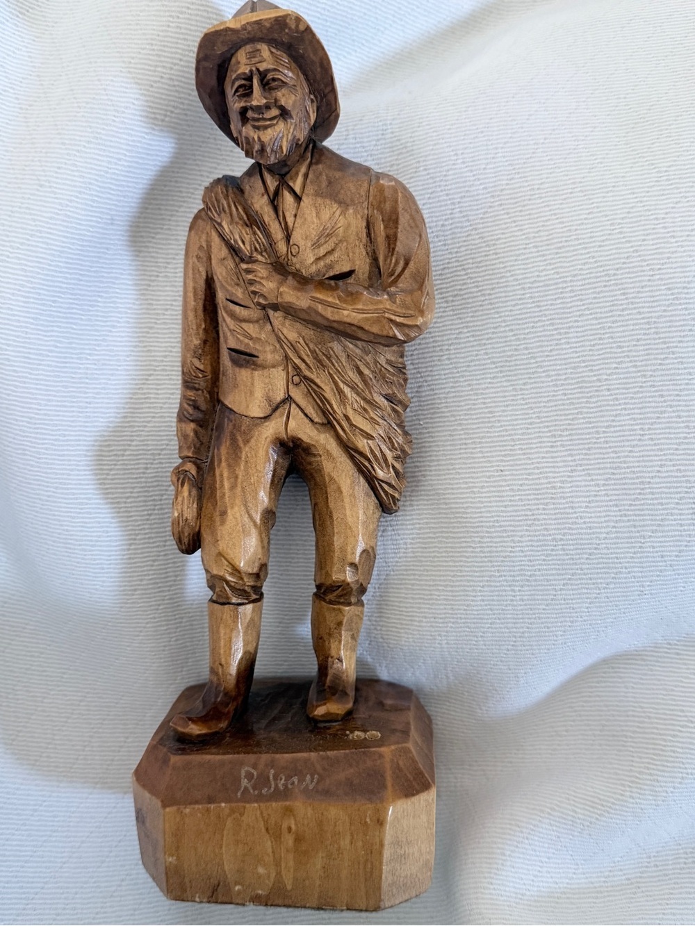 Vintage Hand Carved Wood Figurine Old Man Fisherman Farmer Signed R Jean Quebec